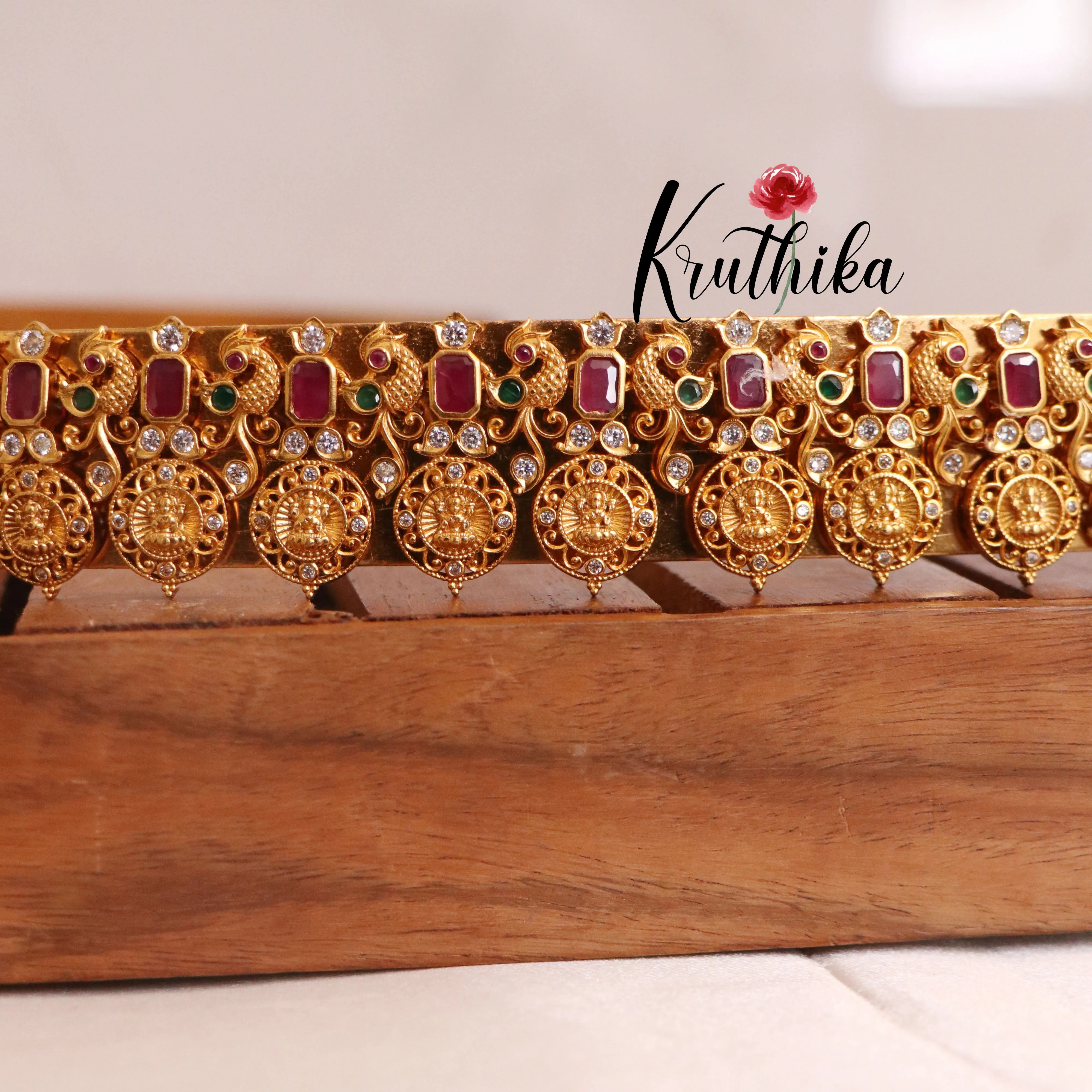 Fancy kasu Peacock Hip belt vaddanam V231