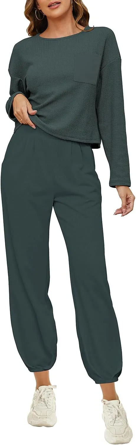 FANCYINN 2 Piece Sweatsuit Set Cropped Sweatshirt Pullover Tops High Waisted Pants Tracksuit Pockets Sweatsuit Sets