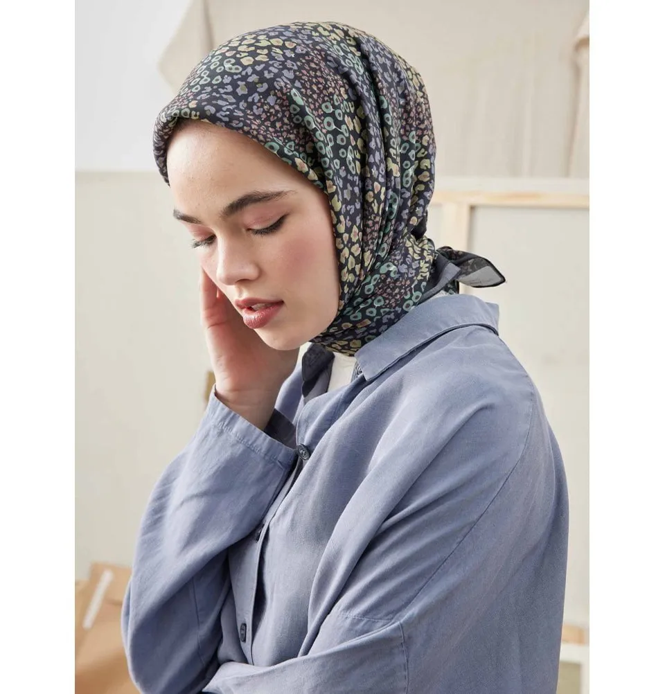 Patterned Viscose Cotton Square Hijab - Ditsy Floral Indigo