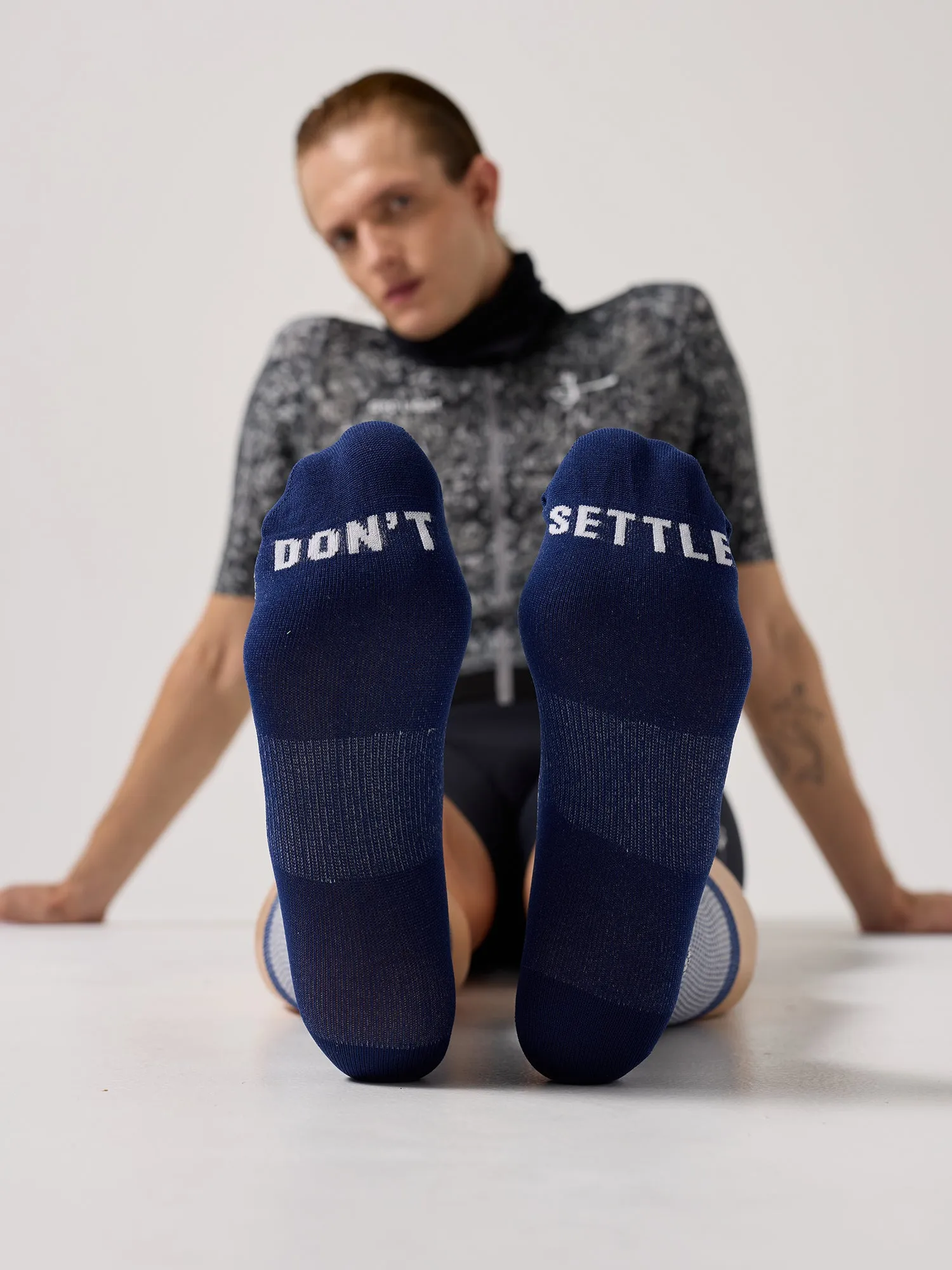 ULTRA G-LOGO SOCKS - NAVY
